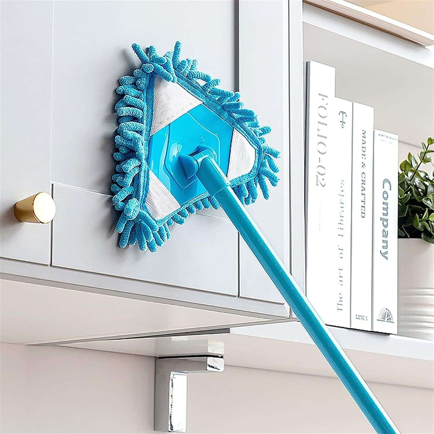 180 Degree Long Handled Triangular Dry Mop