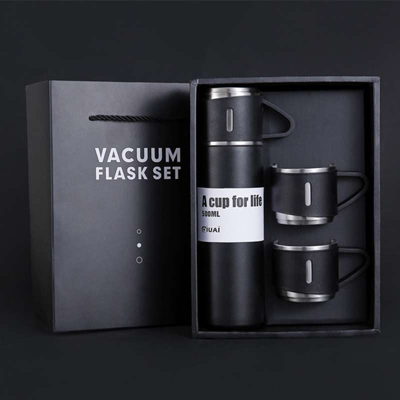 Vacuum Flask Set With Additional Cups